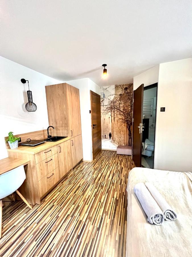 "Ku Sloncu" -Pokoje& Apartamenty - Jastrzębia Góra Exteriör bild