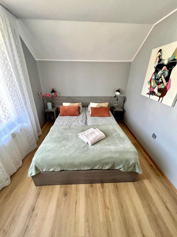 "Ku Sloncu" -Pokoje& Apartamenty - Jastrzębia Góra Exteriör bild