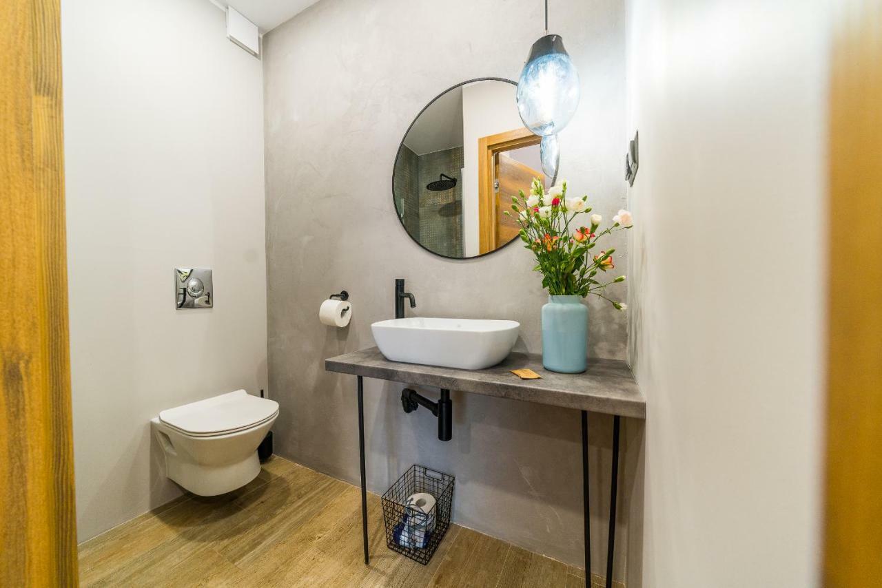"Ku Sloncu" -Pokoje& Apartamenty - Jastrzębia Góra Exteriör bild