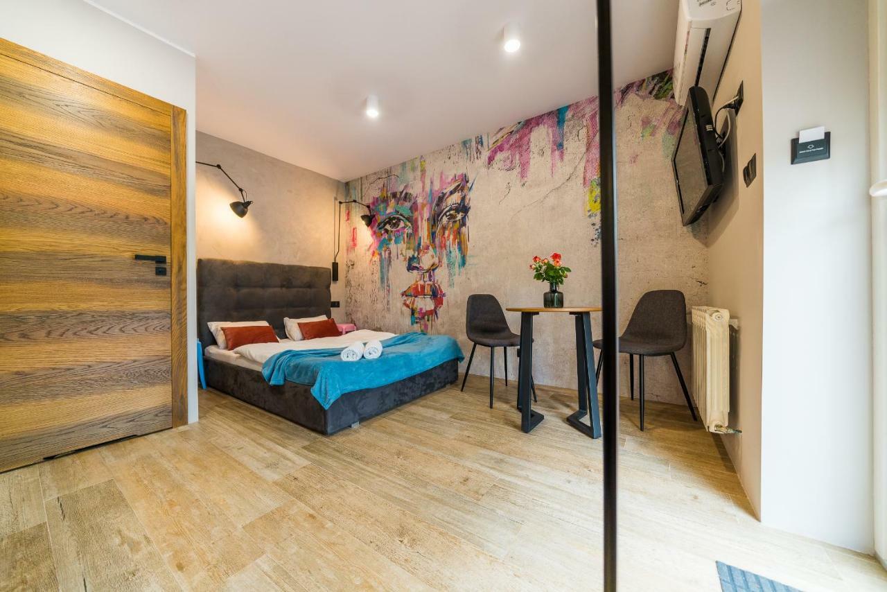 "Ku Sloncu" -Pokoje& Apartamenty - Jastrzębia Góra Exteriör bild